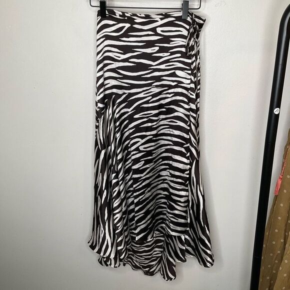 Ganni Zebra Print Silk Blend Wrap Skirt - Picture 5 of 12